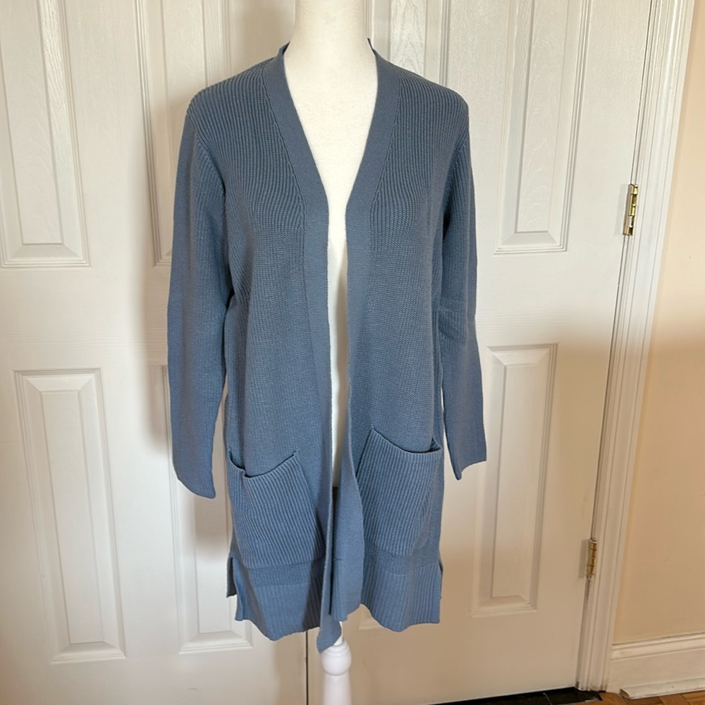 Medium, Great Sweater, Soft and Cozy